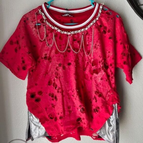 Distressed Olyss Red Short Sleeve ripped T-Shirt With Rhinestone & Chain sz L - Picture 1 of 9